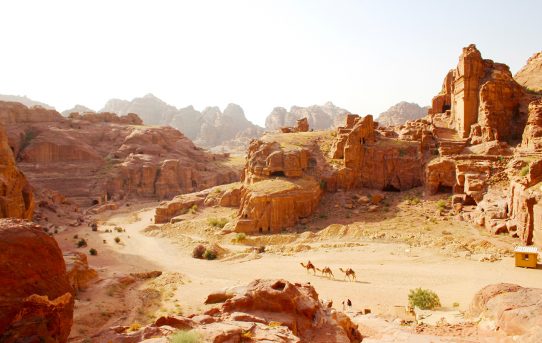Ein Ausflug nach Petra – Die unglaubliche Felsenstadt der Nabatäer